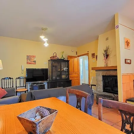 Casa de Campo Conjunto Entre Acebos *