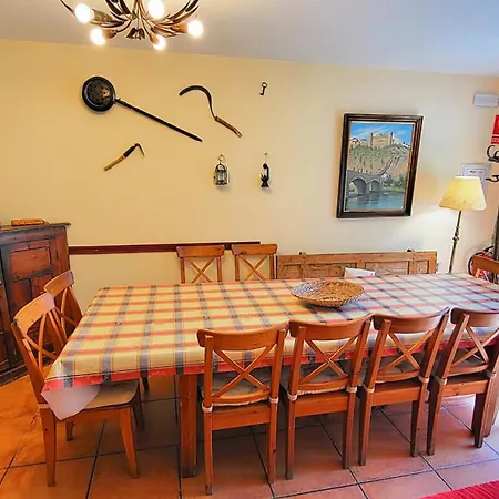 Conjunto Entre Acebos