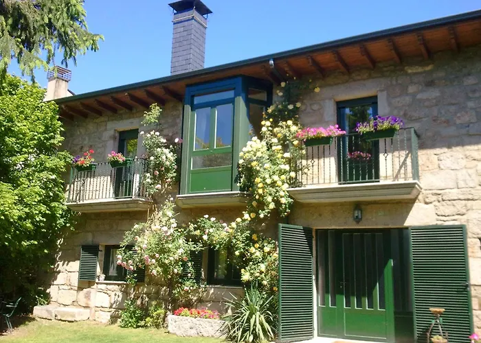 Conjunto Entre Acebos Gospodarstwo wiejskie